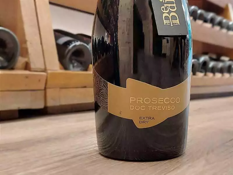 Garrafa do espumante Bedin Prosecco Extra Dry