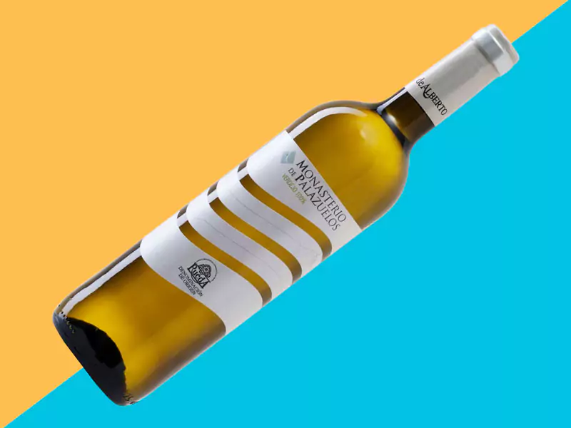 Garrafa de vinho da uva Verdejo